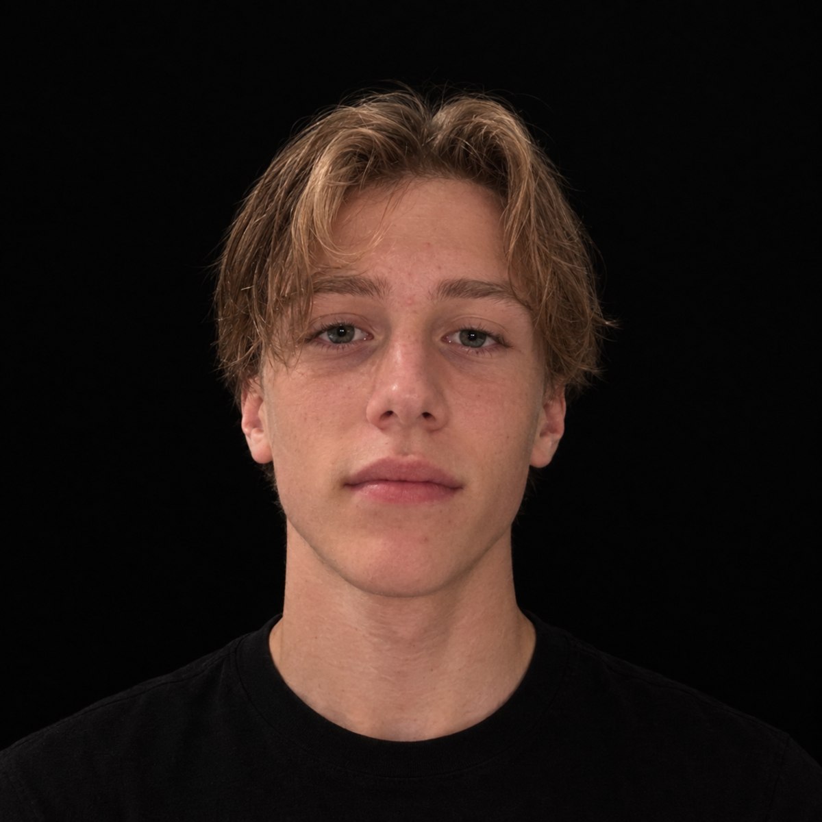 Lou, Gründer von Frames